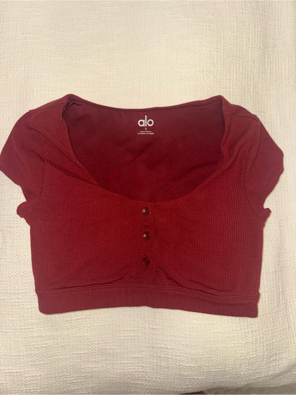 ALO Yoga Ribbed Scoop Crop Top in Burgundy Red